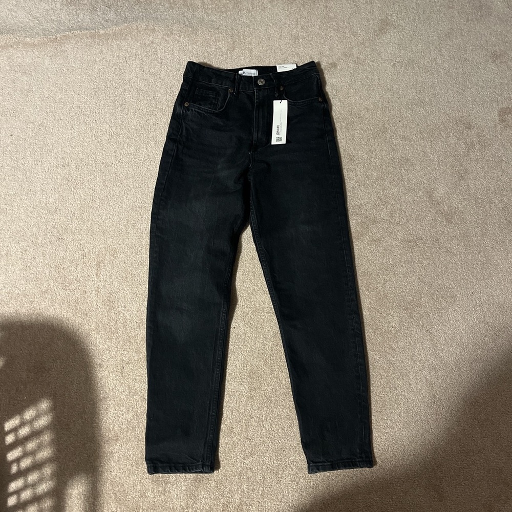 black zara mom jeans
